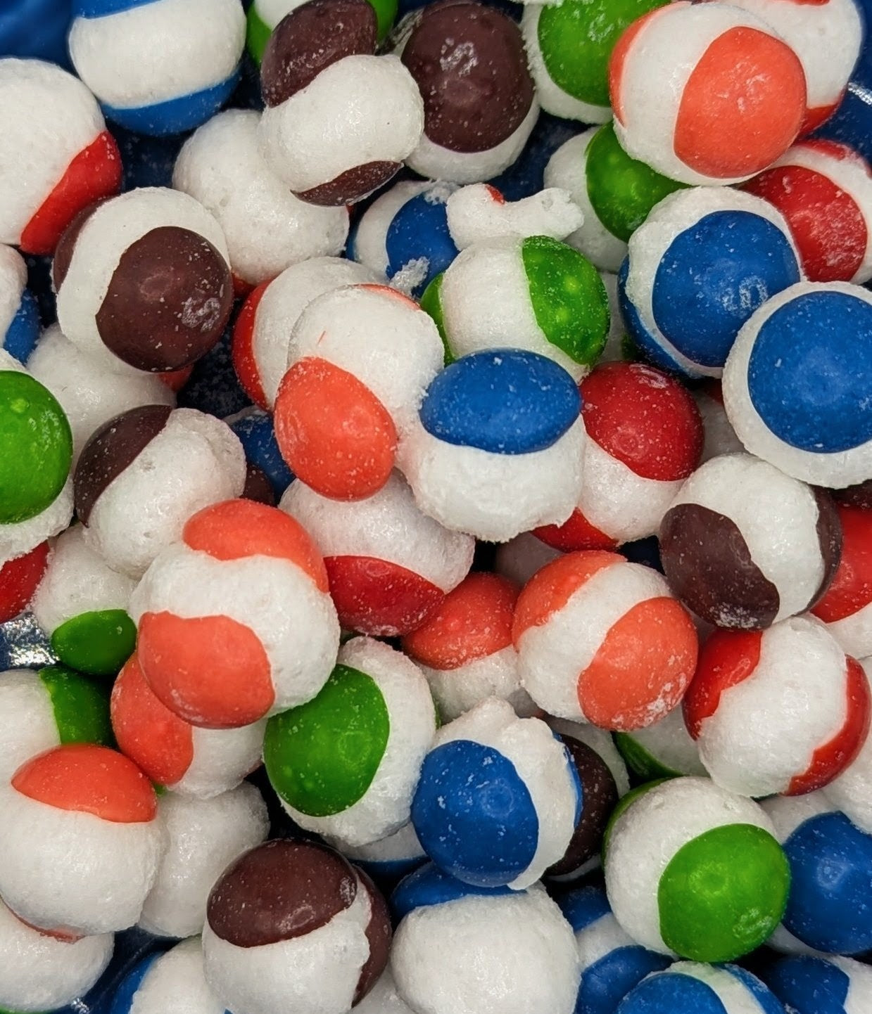 Freeze Dried Wildberry Rainbow Bites